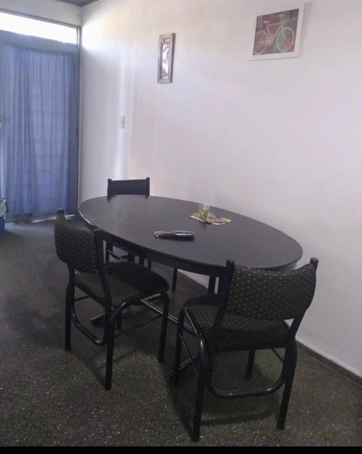 Alto Unimev Apartment Mendoza Luaran gambar